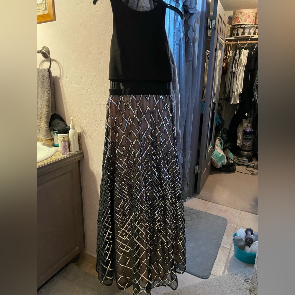 Black Sequin Mesh Maxi Skirt - Elegant Evening Wear
